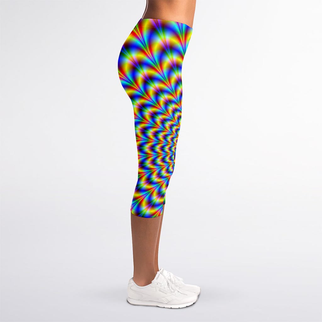 Psychedelic Wave Optical Illusion Women's Capri Leggings