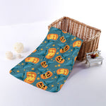 Pumpkin With Witch Hat Pattern Print Towel
