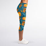 Pumpkin With Witch Hat Pattern Print Women's Capri Leggings