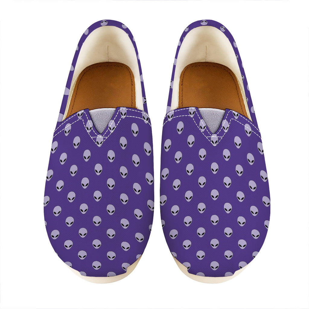 Purple Alien Face Pattern Print Casual Shoes