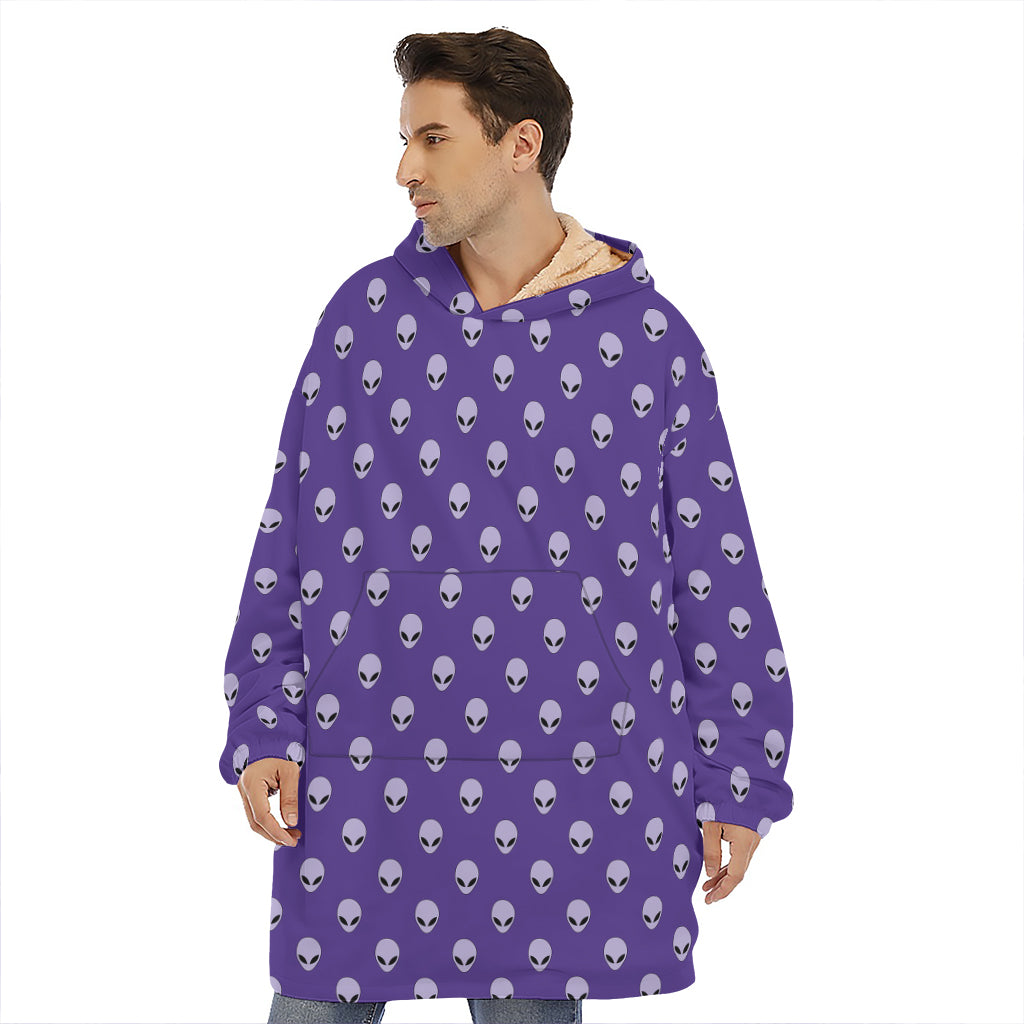 Purple Alien Face Pattern Print Hoodie Blanket