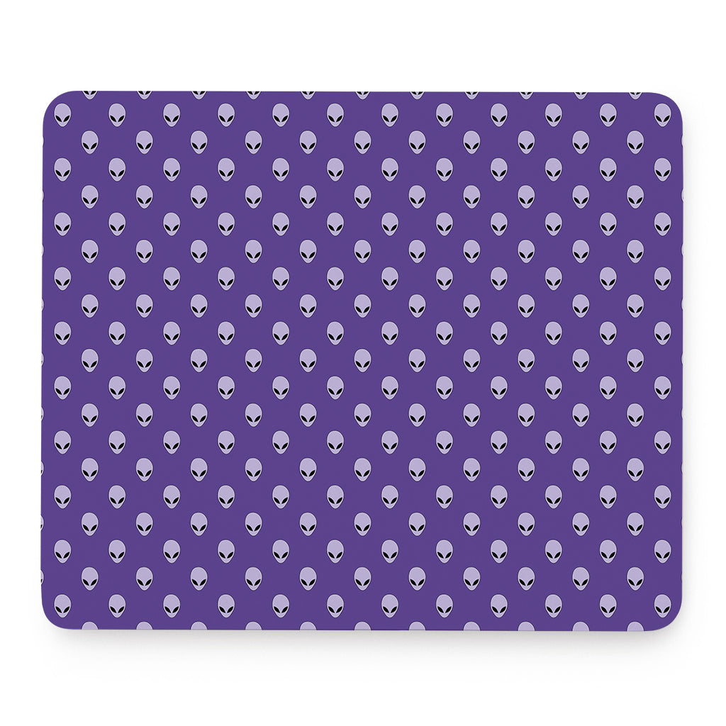Purple Alien Face Pattern Print Mouse Pad
