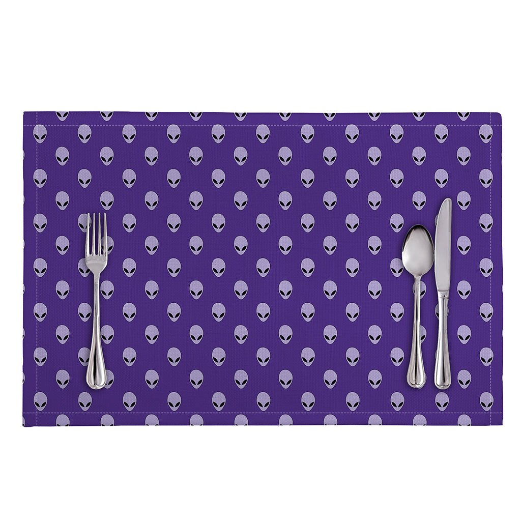 Purple Alien Face Pattern Print Placemat