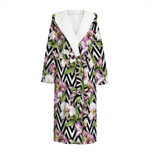 Purple Alstroemeria Zigzag Pattern Print Hooded Bathrobe