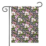 Purple Alstroemeria Zigzag Pattern Print House Flag