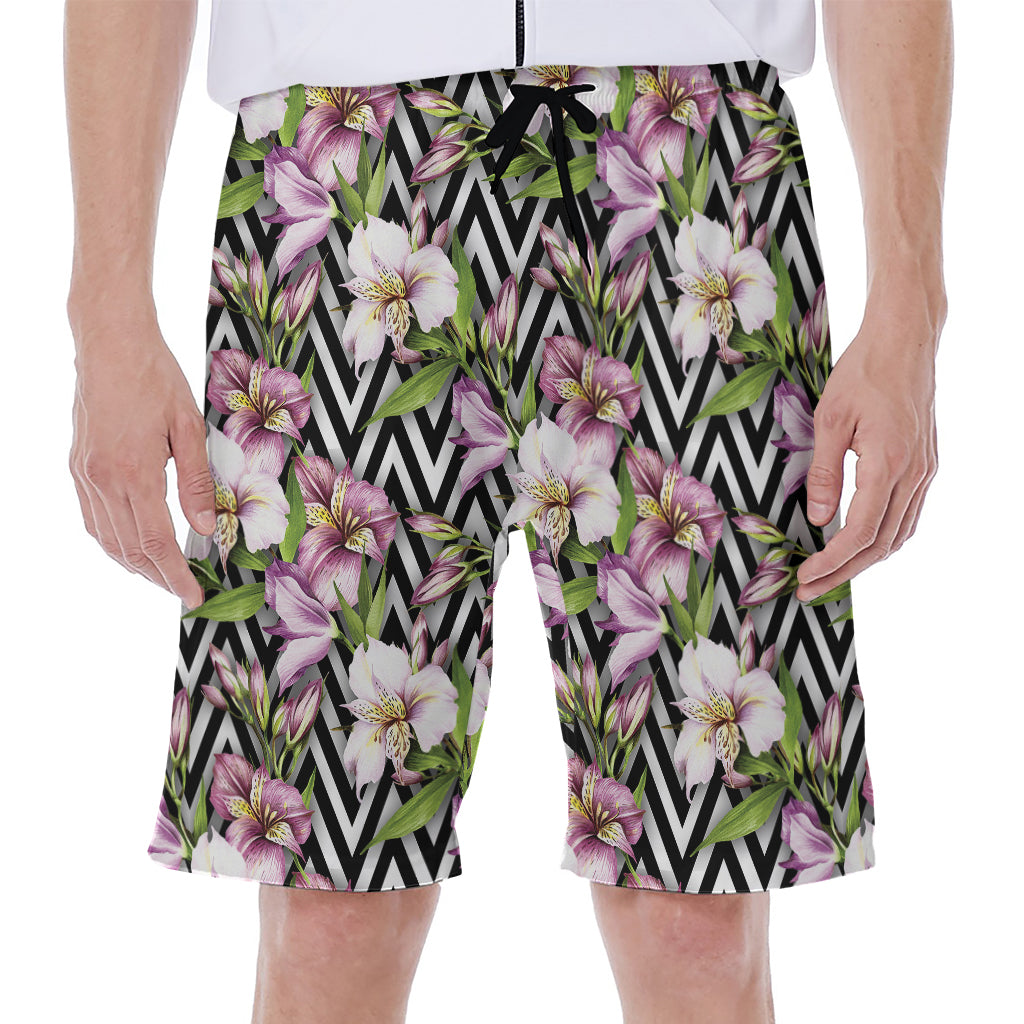 Purple Alstroemeria Zigzag Pattern Print Men's Beach Shorts