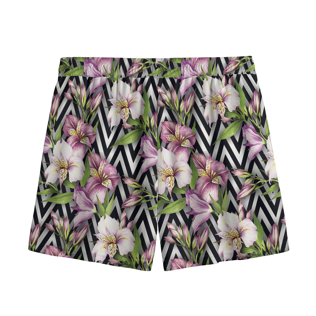 Purple Alstroemeria Zigzag Pattern Print Mesh Shorts