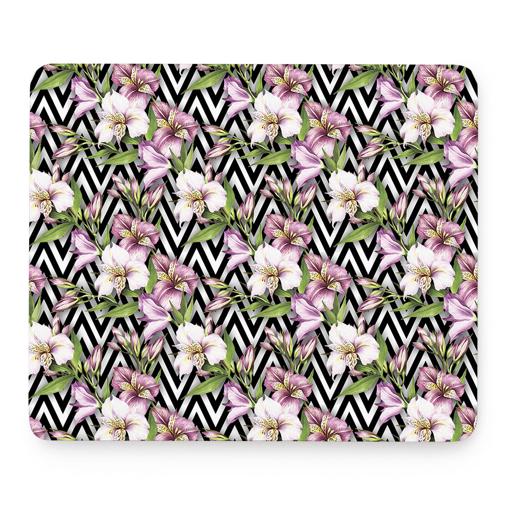 Purple Alstroemeria Zigzag Pattern Print Mouse Pad