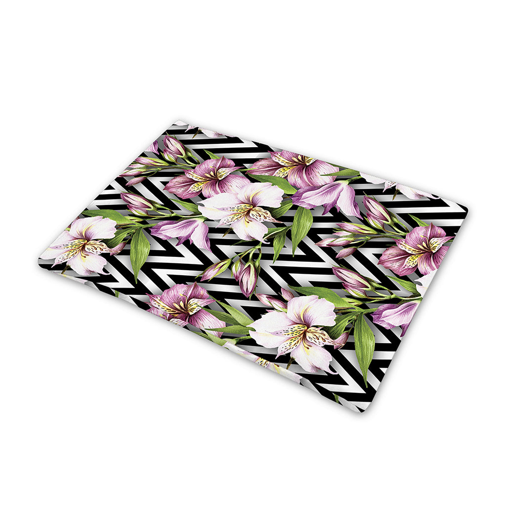 Purple Alstroemeria Zigzag Pattern Print Pet Cooling Mat Cover