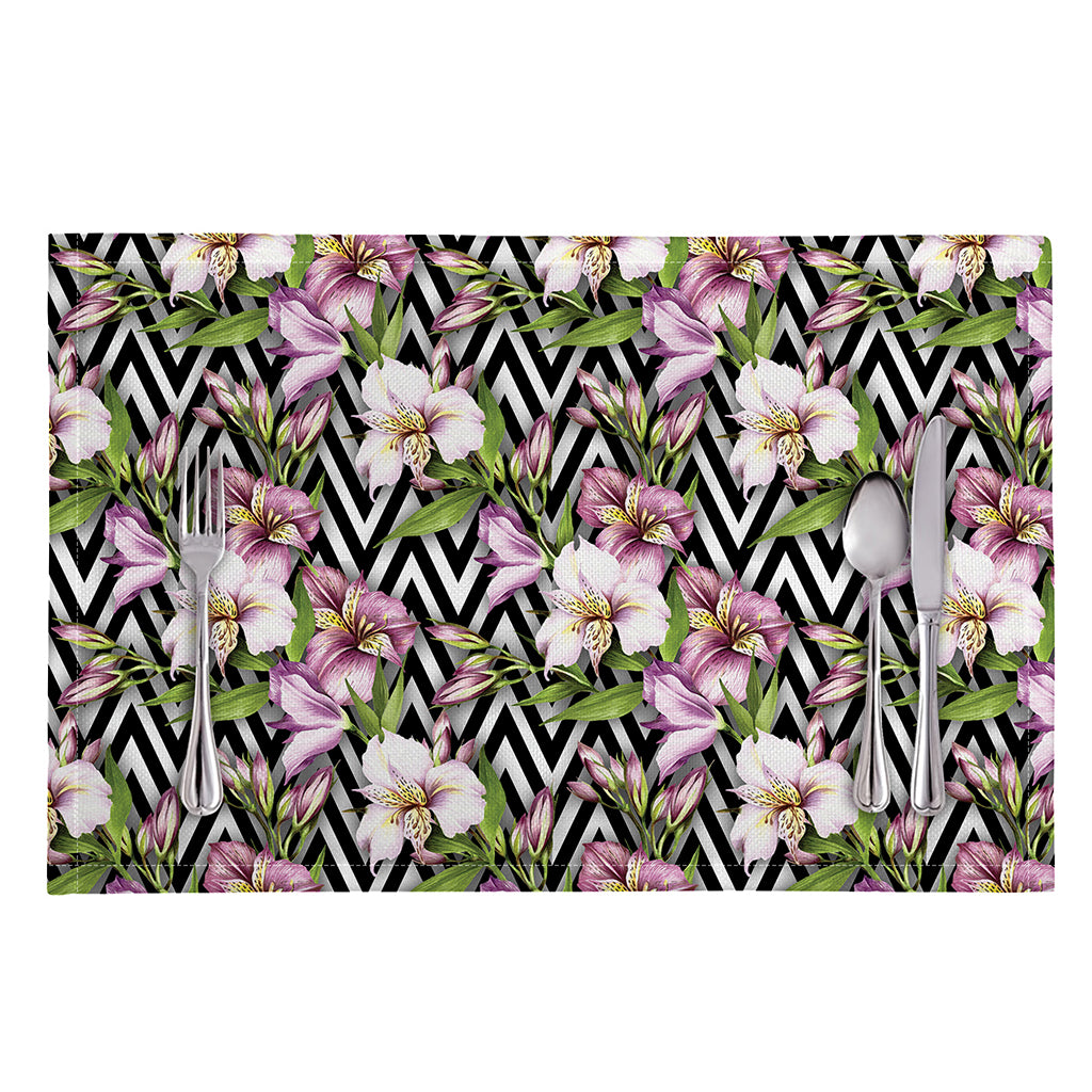 Purple Alstroemeria Zigzag Pattern Print Placemat