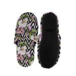 Purple Alstroemeria Zigzag Pattern Print Slippers