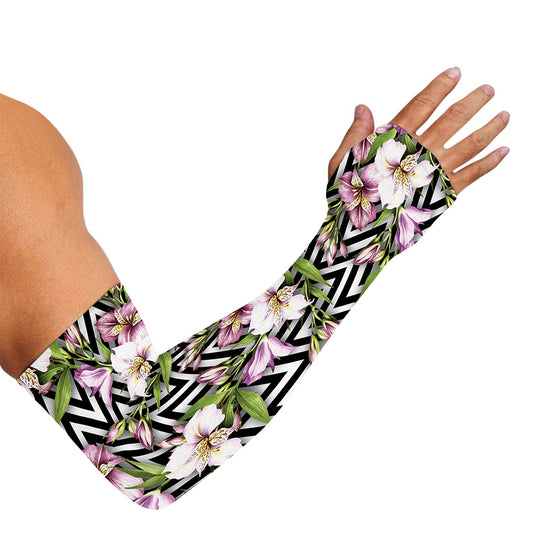 Purple Alstroemeria Zigzag Pattern Print Sun Protection Arm Sleeves