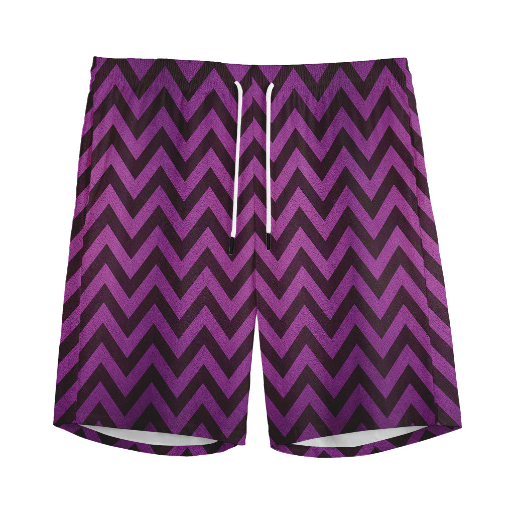 Purple And Black Chevron Pattern Print Men's Sports Shorts
