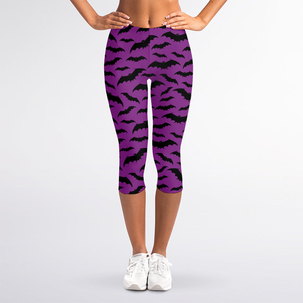 Purple And Black Halloween Bat Print Women's Capri Leggings