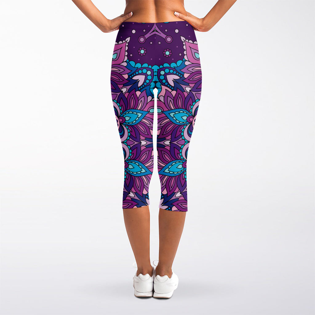 Purple And Blue Mandala Print Women's Capri Leggings