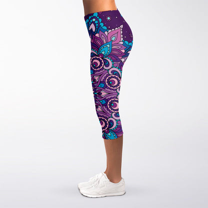 Purple And Blue Mandala Print Women's Capri Leggings