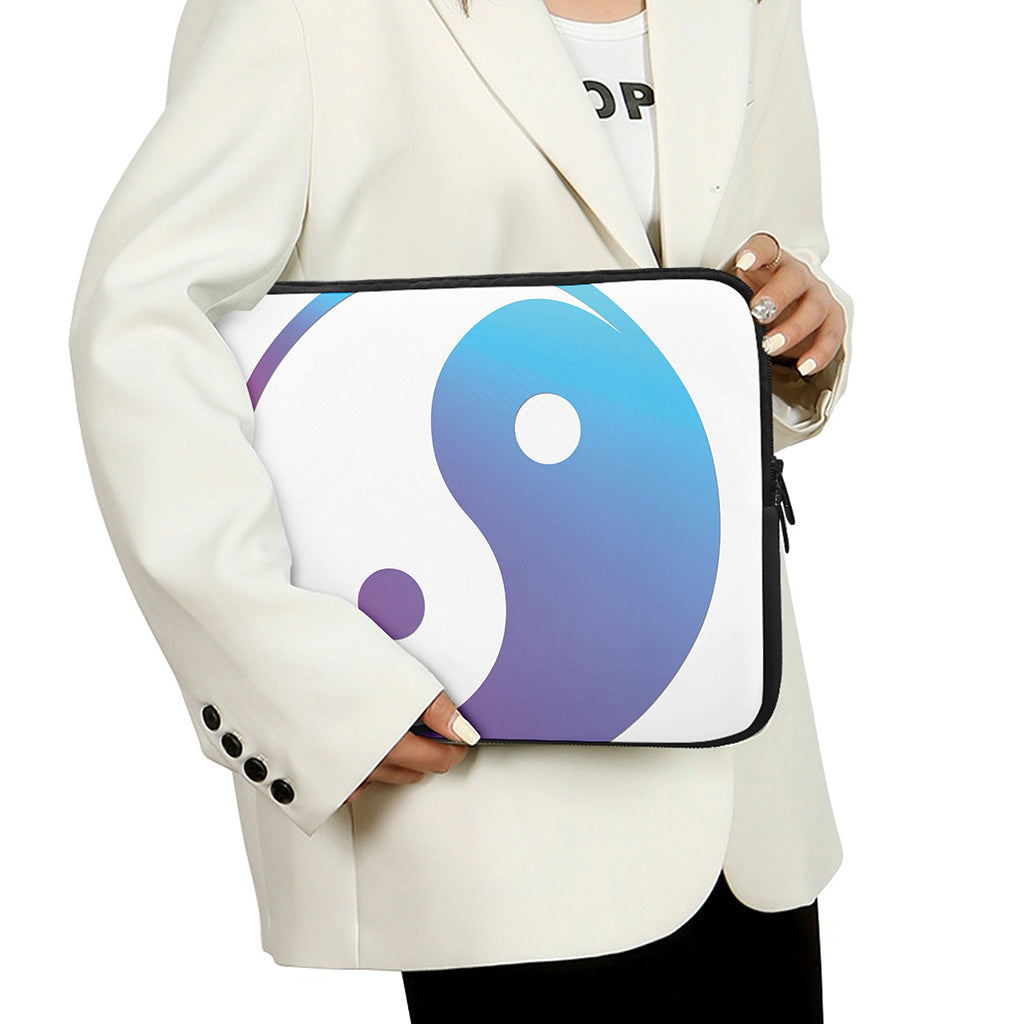 Purple And Blue Yin Yang Print Laptop Sleeve