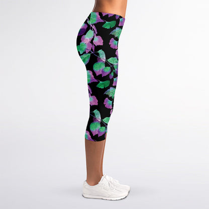 Purple And Green Leaf Pattern Print Women's Capri Leggings