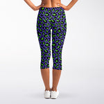 Purple And Green Leopard Pattern Print Women's Capri Leggings