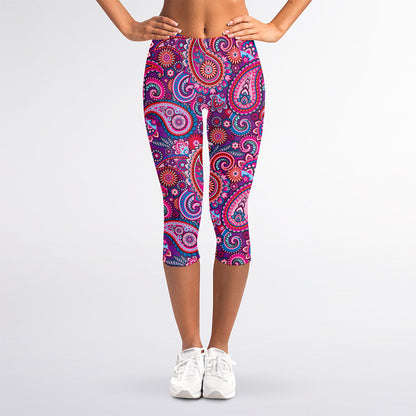Purple And Pink Paisley Pattern Print Women's Capri Leggings