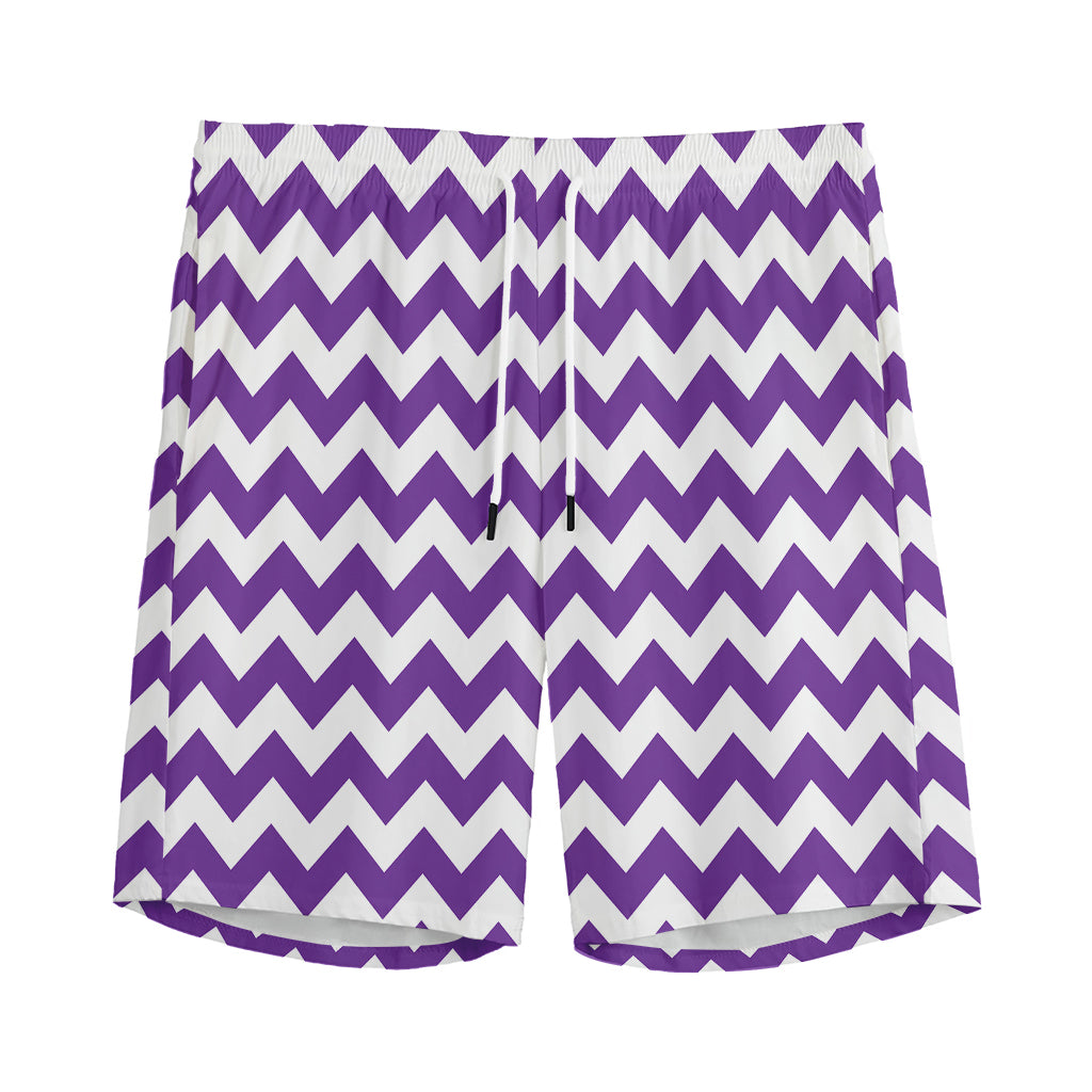 Purple And White Chevron Pattern Print Men's Sports Shorts