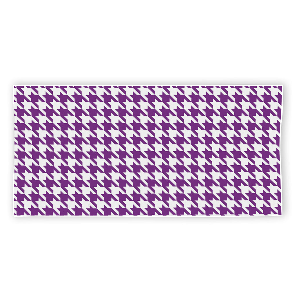 Purple And White Houndstooth Print Beach Towel