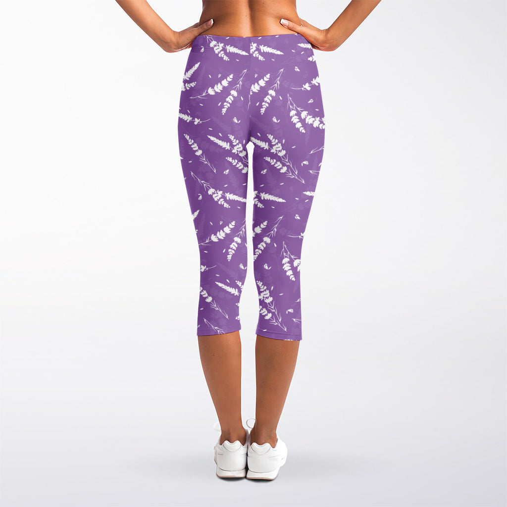 Purple And White Lavender Pattern Print Women's Capri Leggings