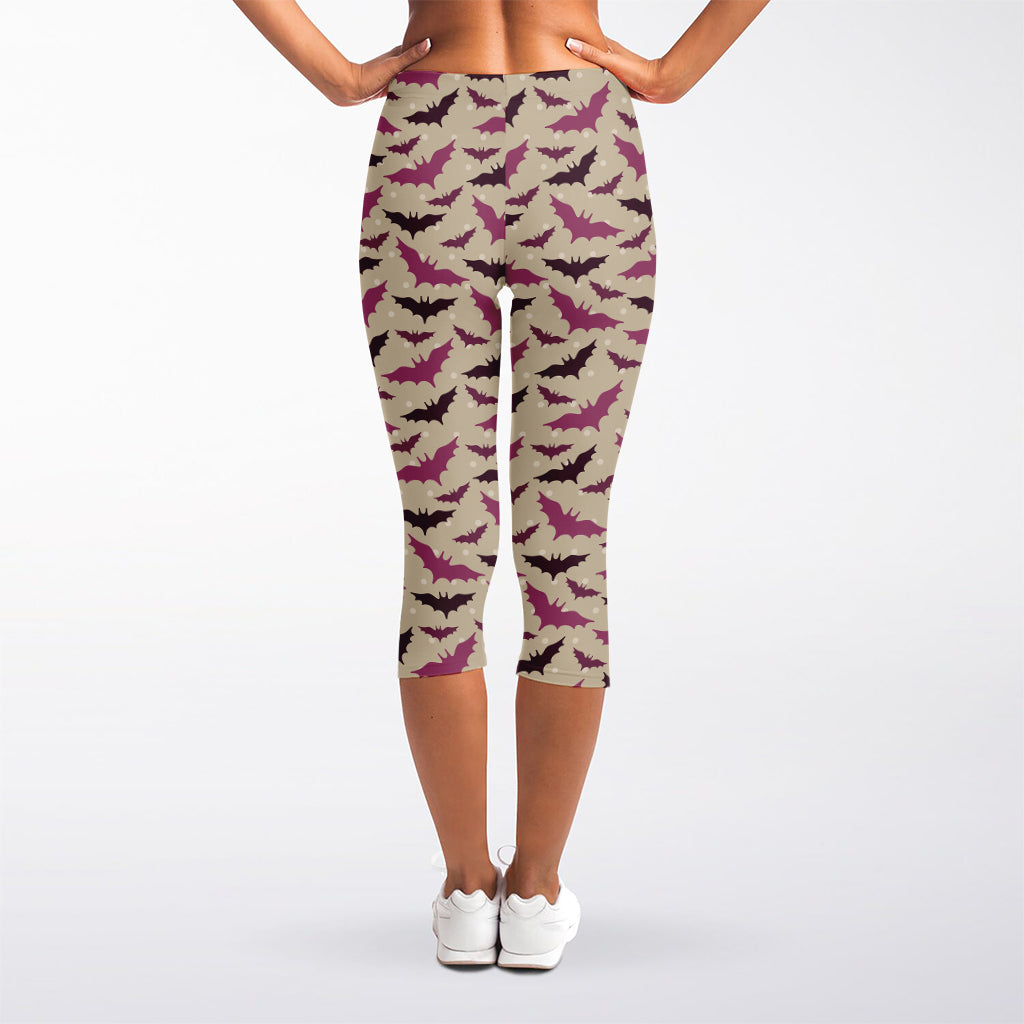 Purple Halloween Bat Pattern Print Women's Capri Leggings