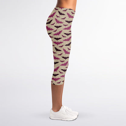 Purple Halloween Bat Pattern Print Women's Capri Leggings