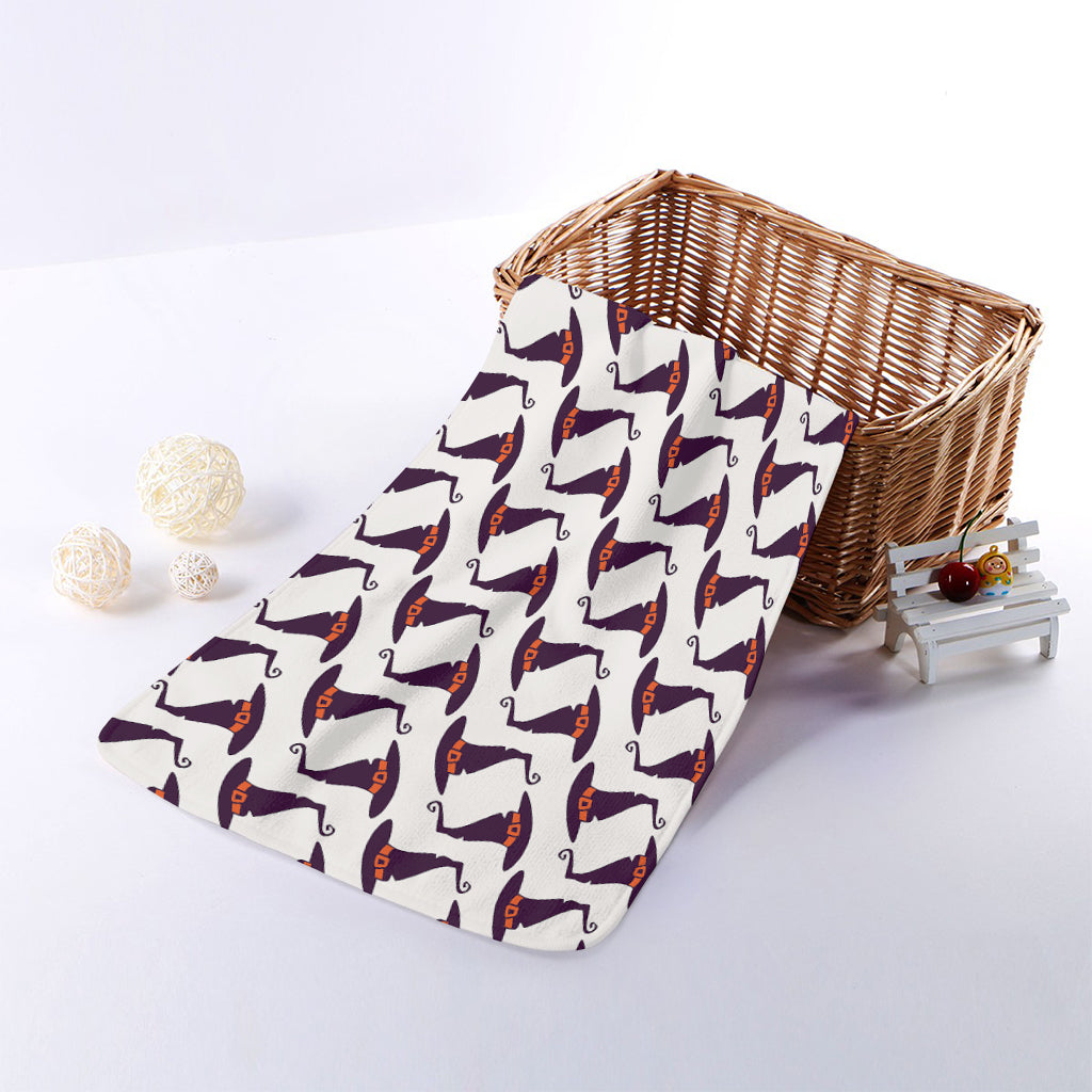 Purple Halloween Witch Hat Pattern Print Towel