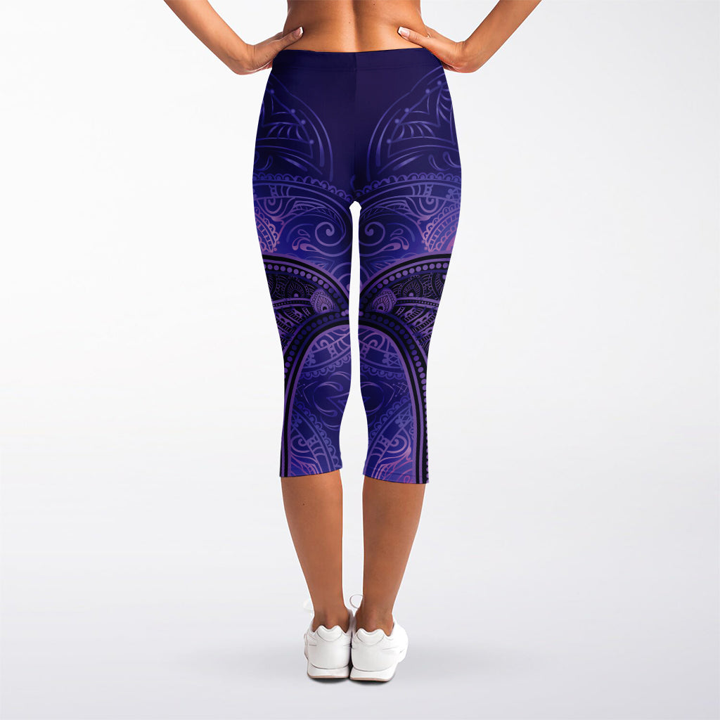 Purple Hamsa Hand Print Women's Capri Leggings