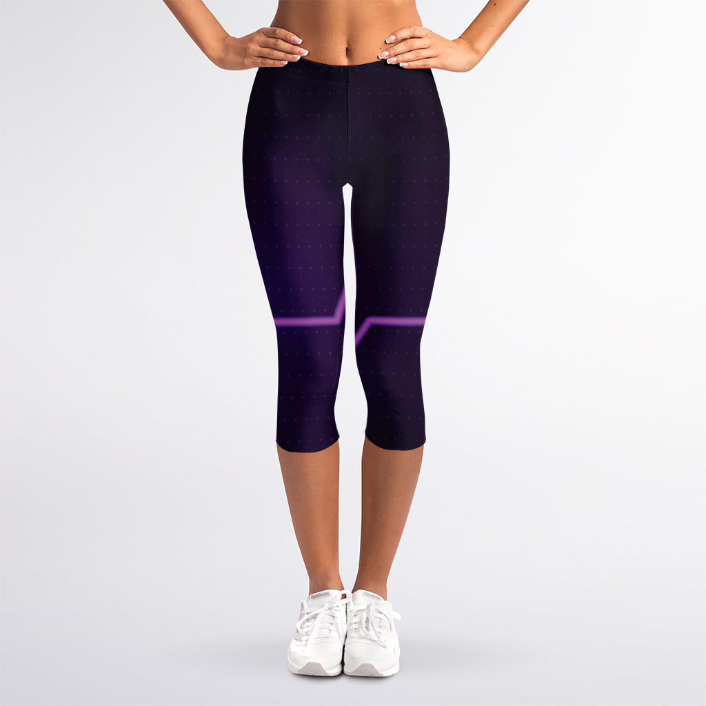 Purple Heartbeat Print Women's Capri Leggings