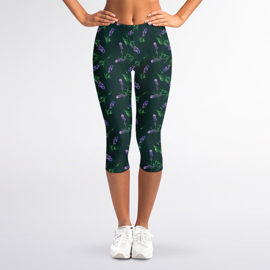 Purple Lavender Pattern Print Women's Capri Leggings