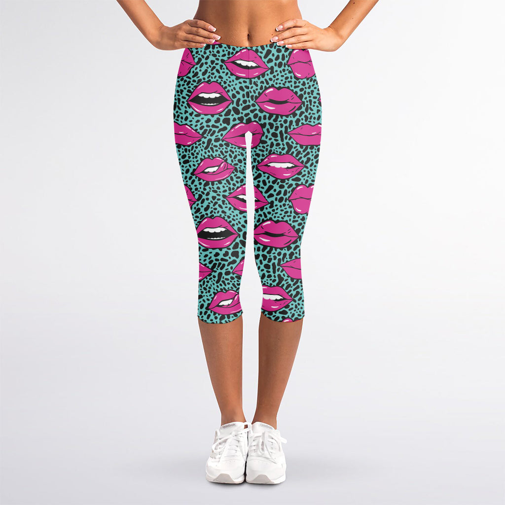 Purple Lips Pattern Print Women's Capri Leggings