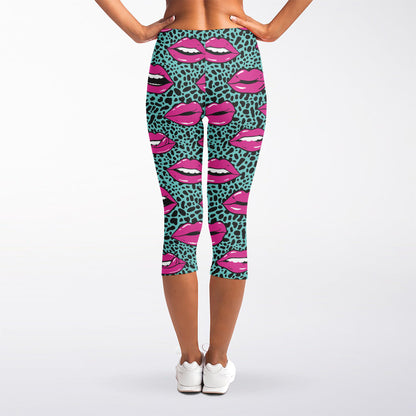 Purple Lips Pattern Print Women's Capri Leggings