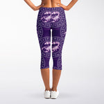 Purple Scorpio Zodiac Pattern Print Women's Capri Leggings