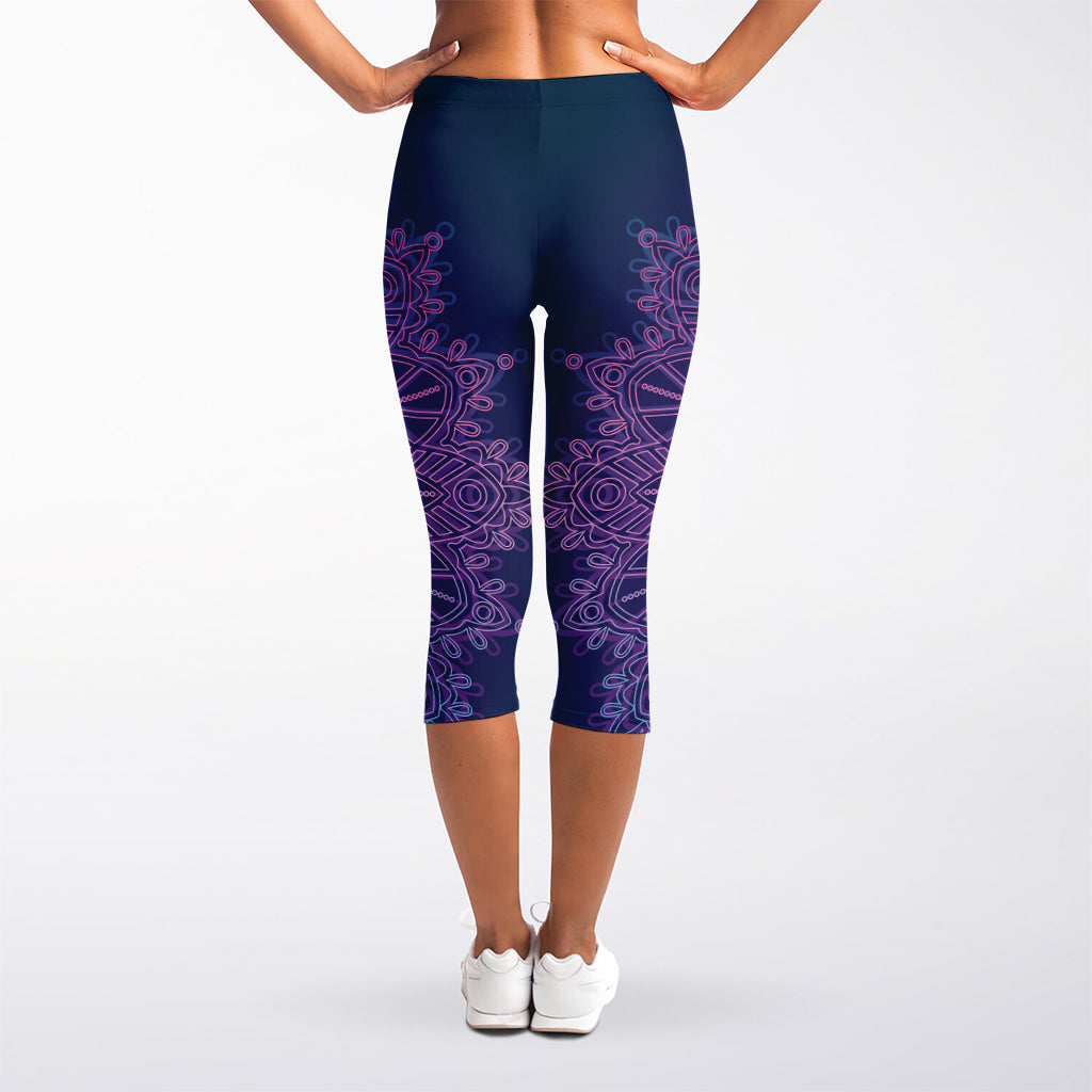 Purple Trippy Mandala Print Women's Capri Leggings