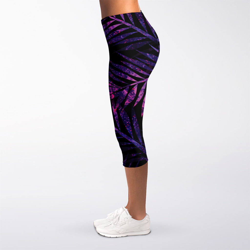 Purple Tropical Leaves Print Women's Capri Leggings