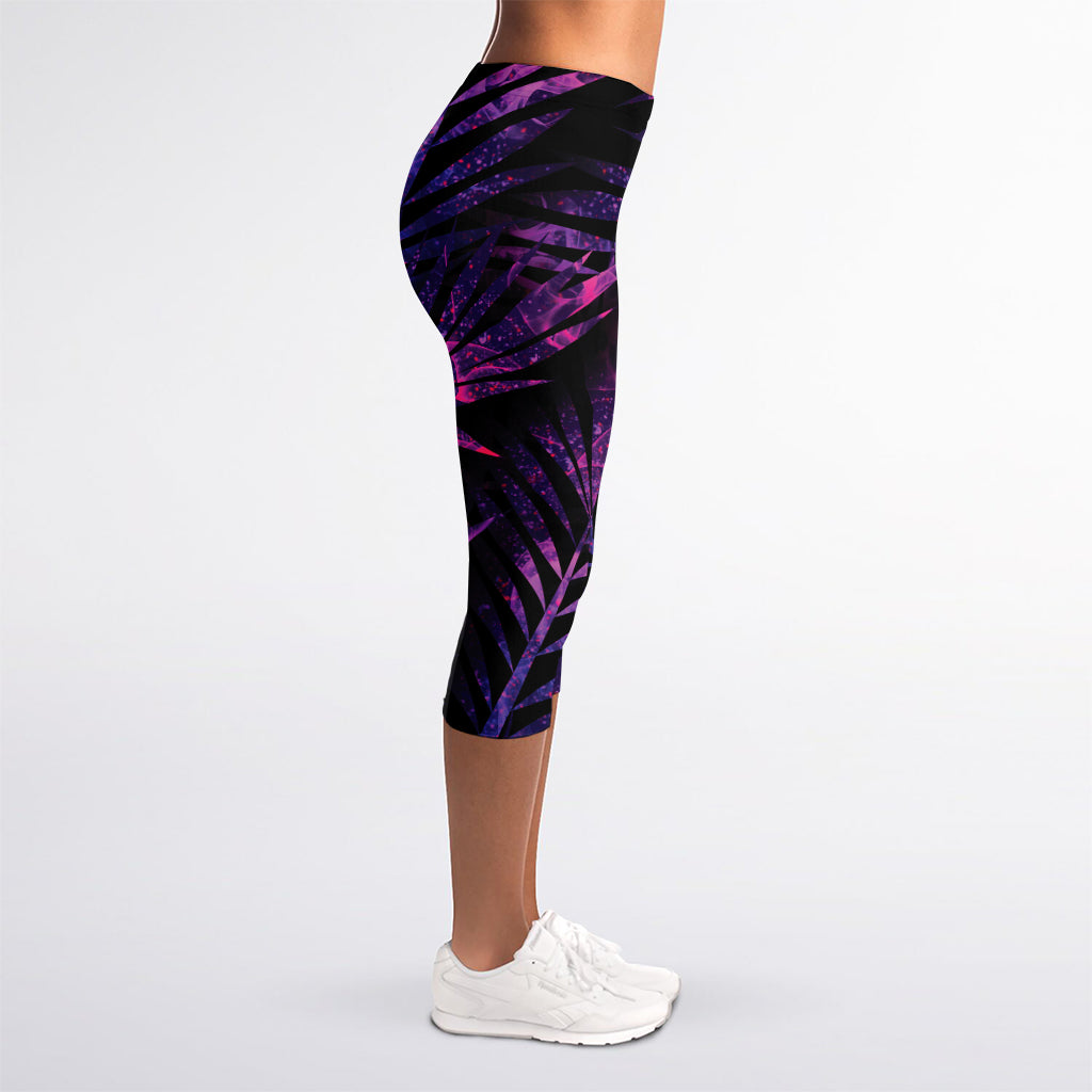 Purple Tropical Leaves Print Women's Capri Leggings