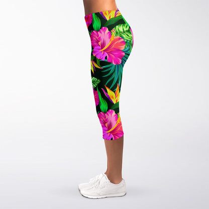 Purple Tropical Pattern Print Women's Capri Leggings