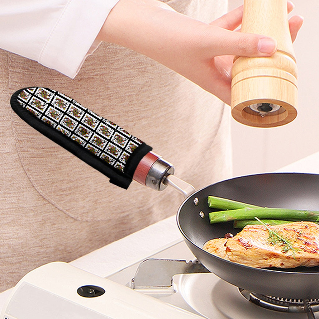 Queen Of Clubs Pattern Print Skillet Handle Cover