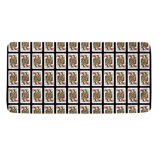 Queen Of Hearts Pattern Print Towel