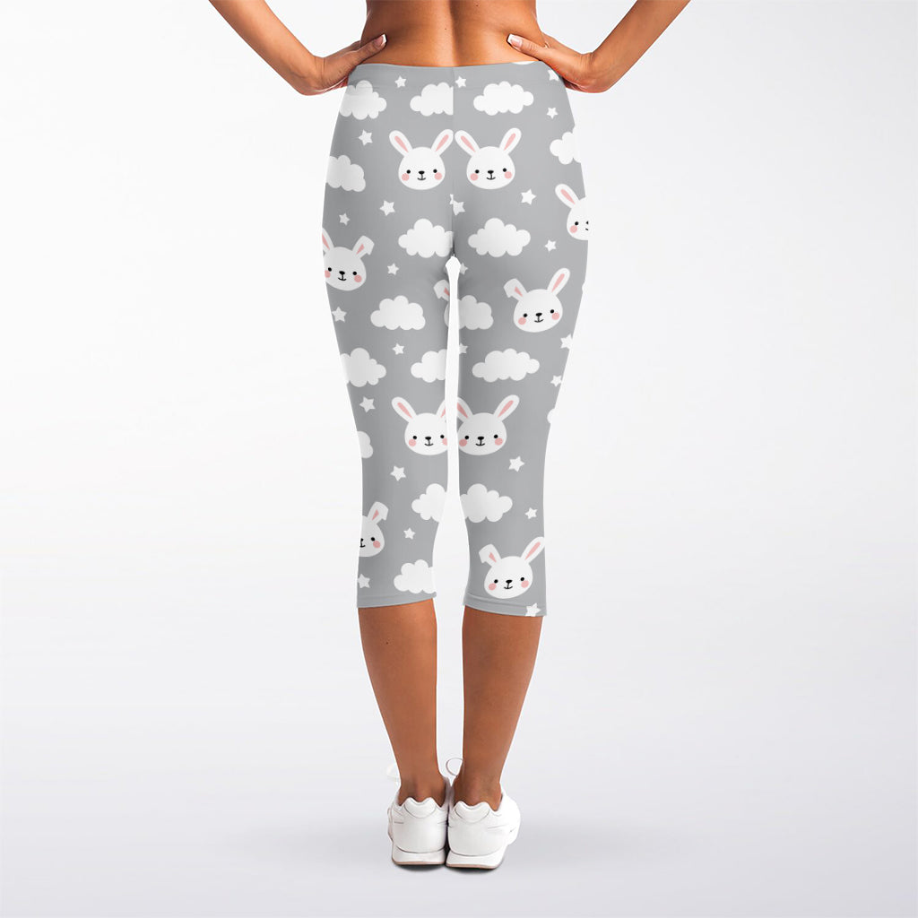 Rabbit And Cloud Pattern Print Women's Capri Leggings