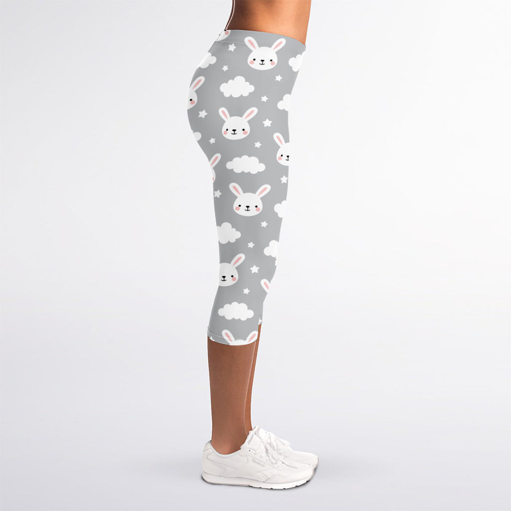 Rabbit And Cloud Pattern Print Women's Capri Leggings