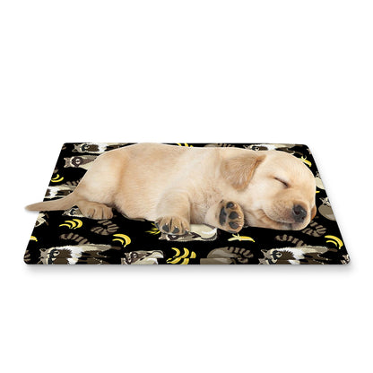 Raccoon And Banana Pattern Print Pet Cooling Mat Cover