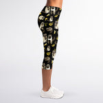 Raccoon And Banana Pattern Print Women's Capri Leggings