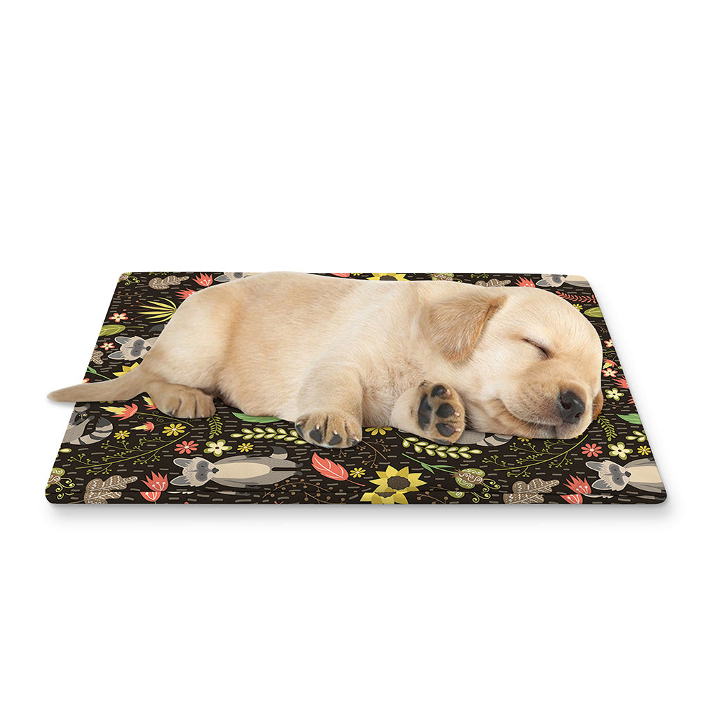Raccoon And Floral Pattern Print Pet Cooling Mat Cover