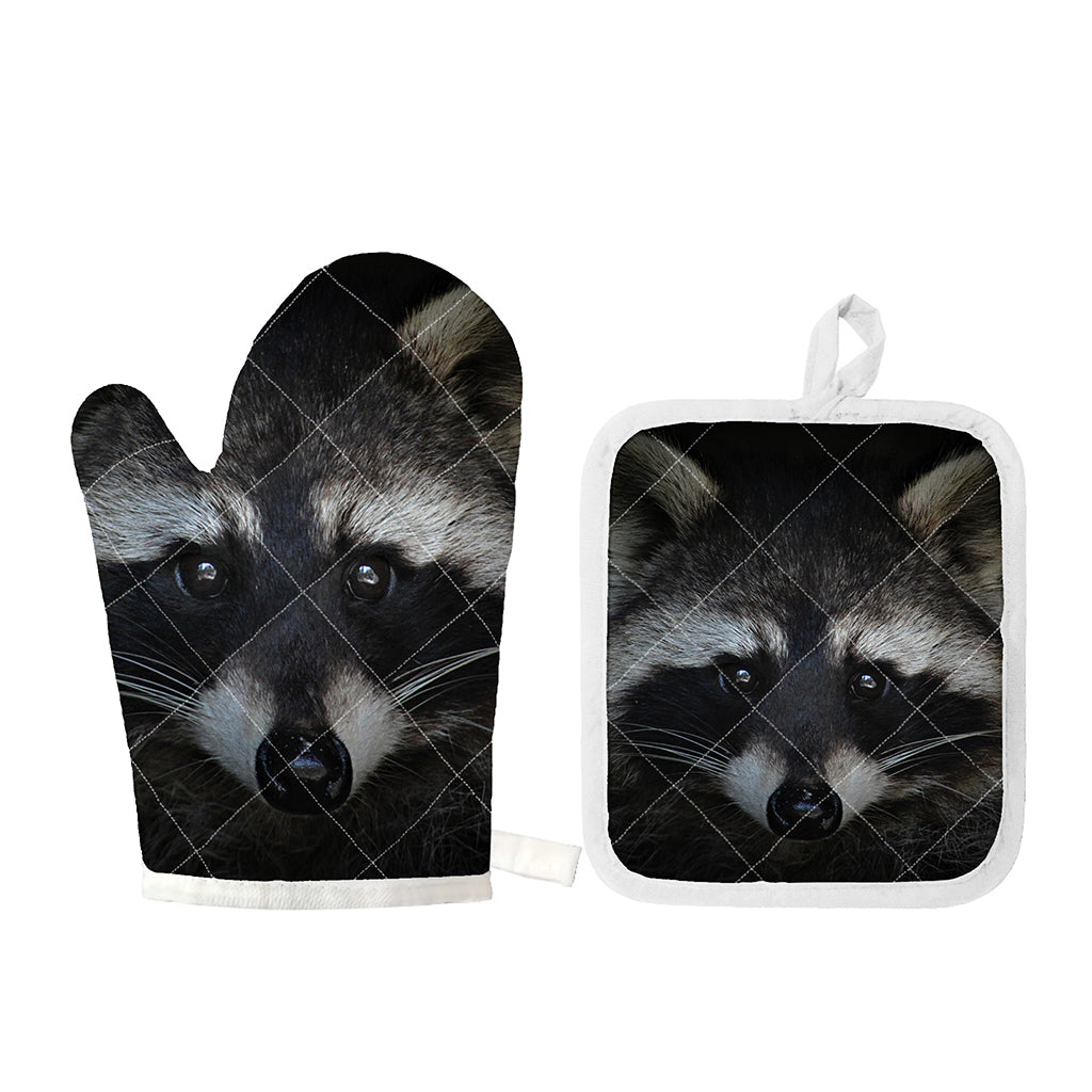 Raccoon Portrait Print Oven Mitt And Pot Holder Set