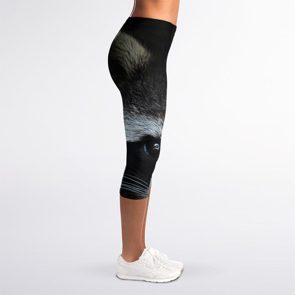 Raccoon Portrait Print Women's Capri Leggings