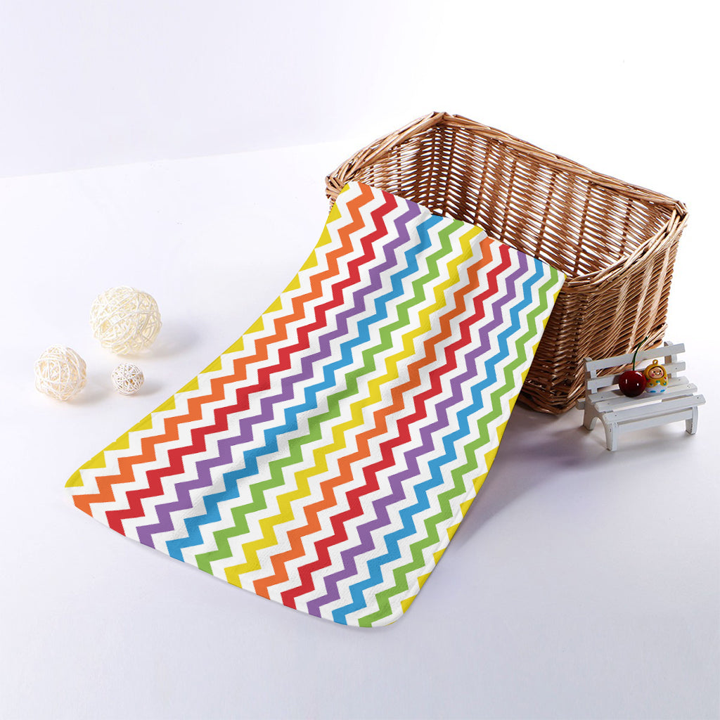 Rainbow Chevron Pattern Print Towel